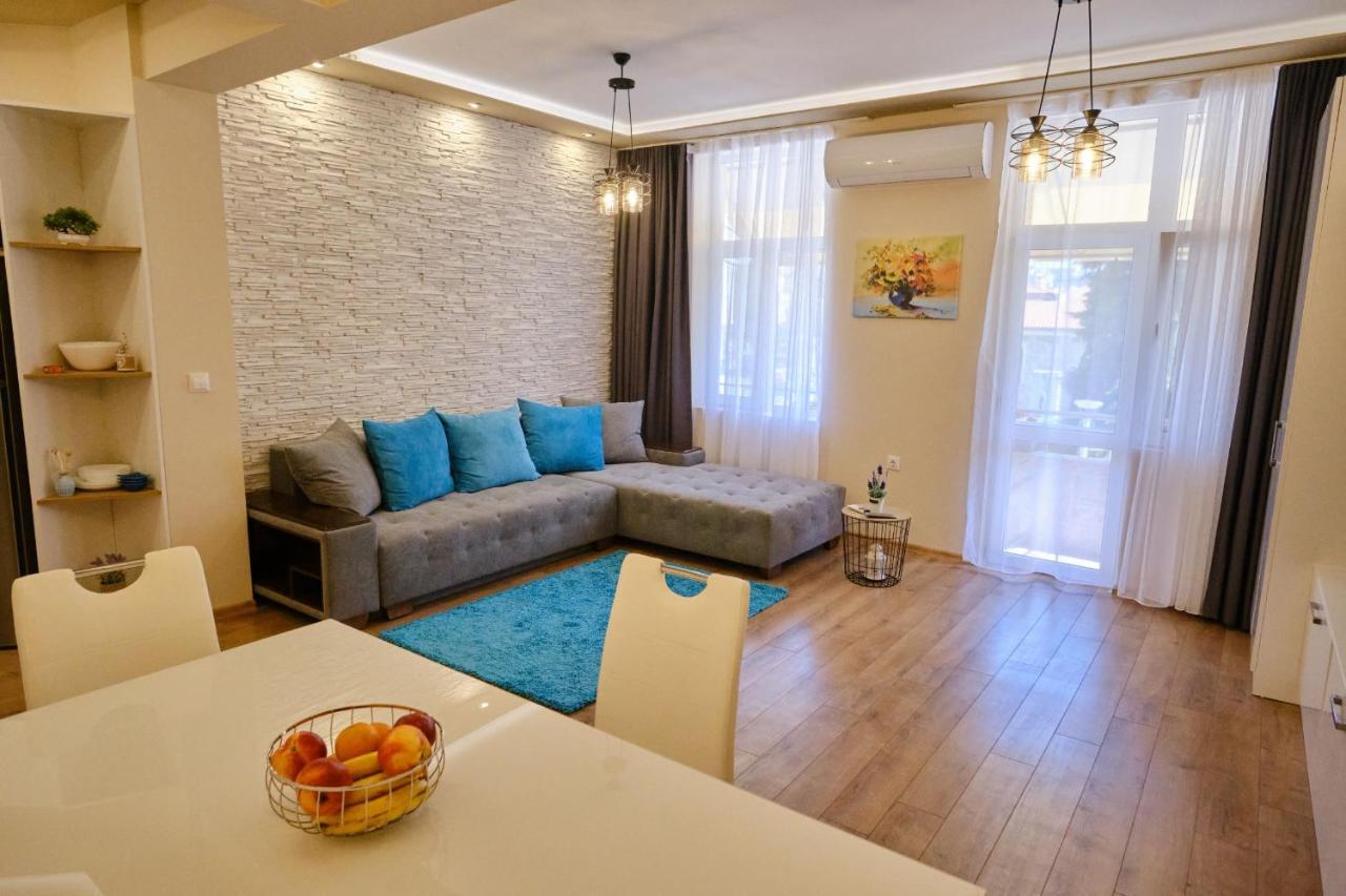 Luxury Nevena - Bogoridi Super Centre Apartment